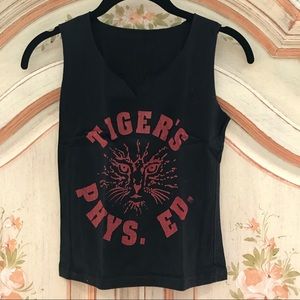 Black Stretchy Sleeveless Tee