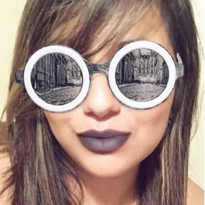 Meet your Posher, Marisa