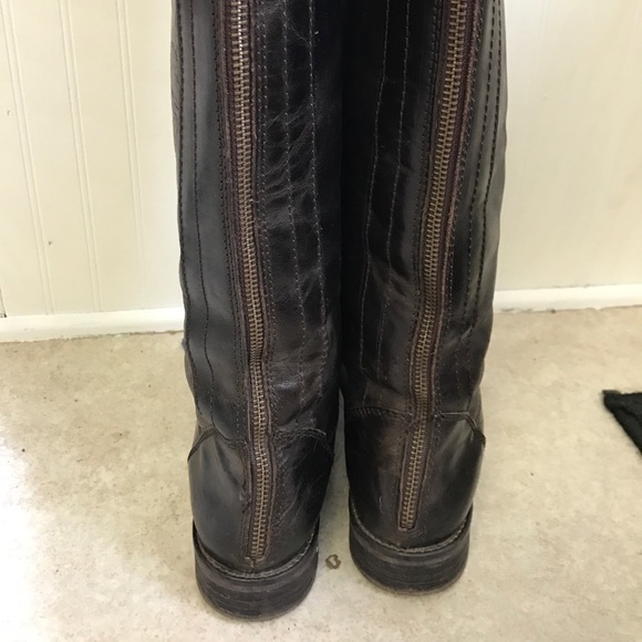 Knee high Hinge Brown Boots - Picture 5 of 6