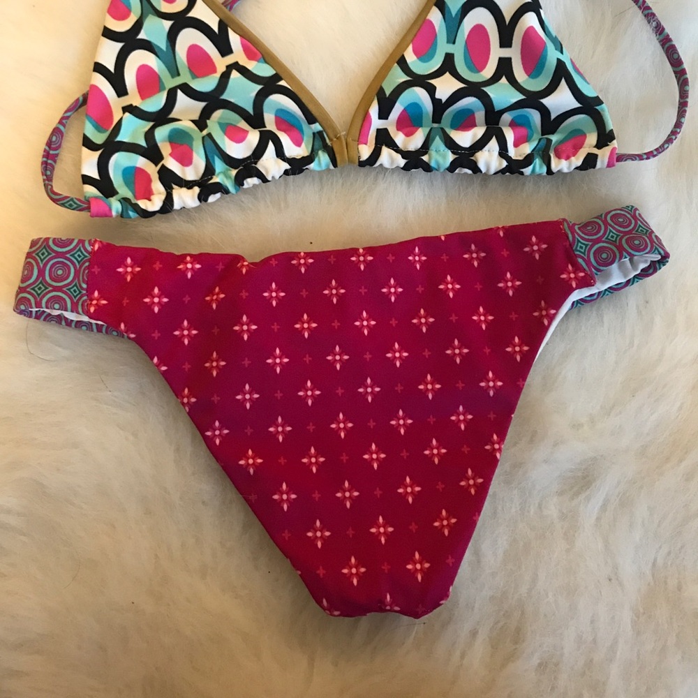 Patterned Bikini - Picture 2 of 3