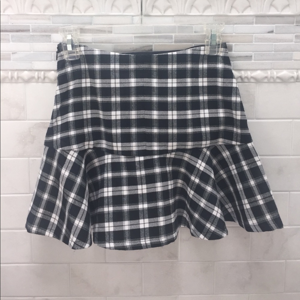 LF Black and white plaid mini skirt