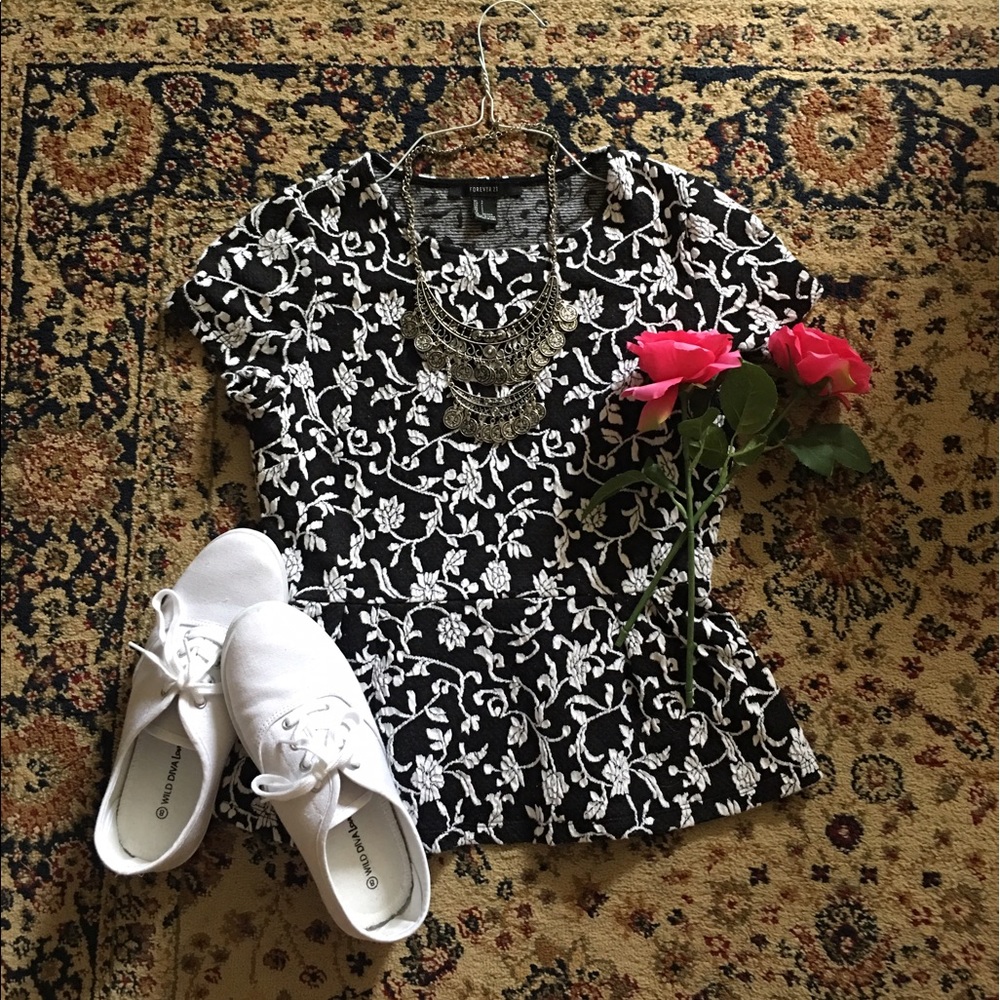Black & White peplum top