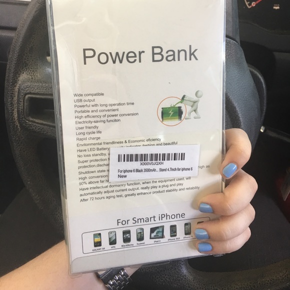 Iphone 6 Charging case - Picture 2 of 2