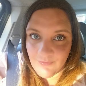 Meet your Posher, Valerie