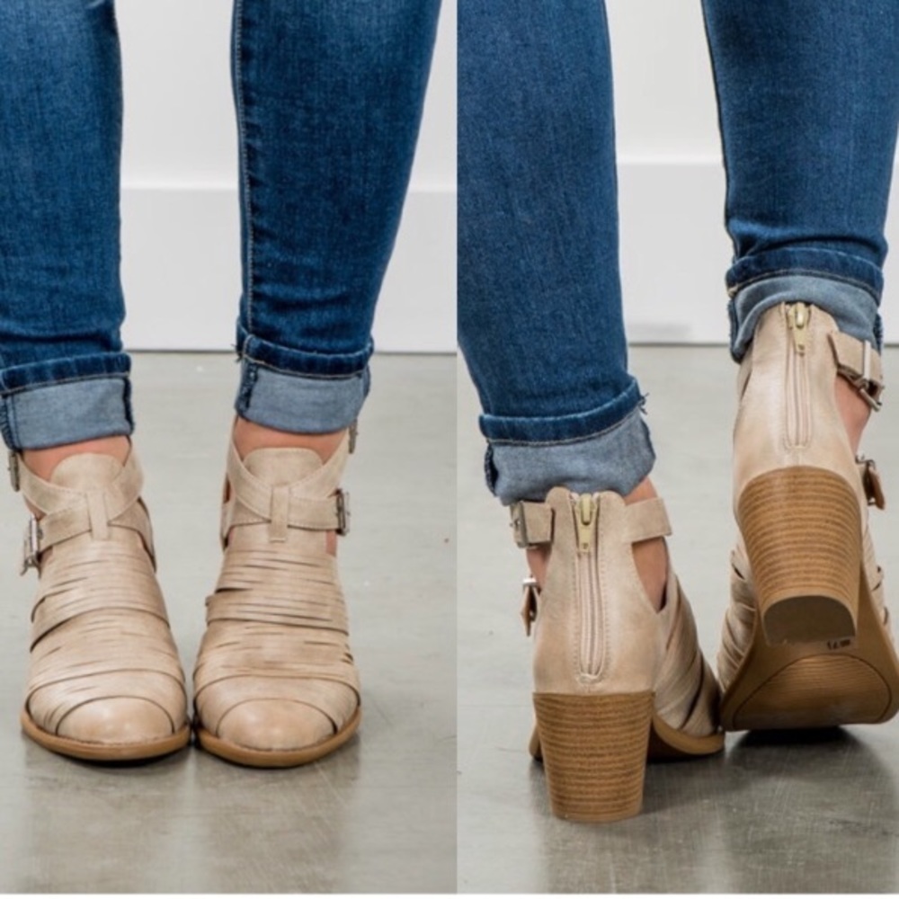 DISTRESSED STONE ANKLE BOOTIES