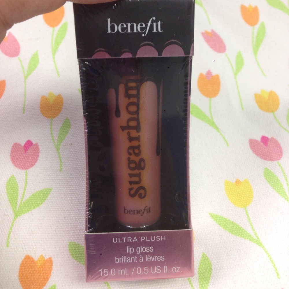Sugar bomb lipgloss by Benefit