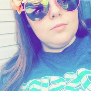 Meet your Posher, Holly