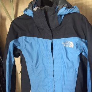 Snowboarding jacket
