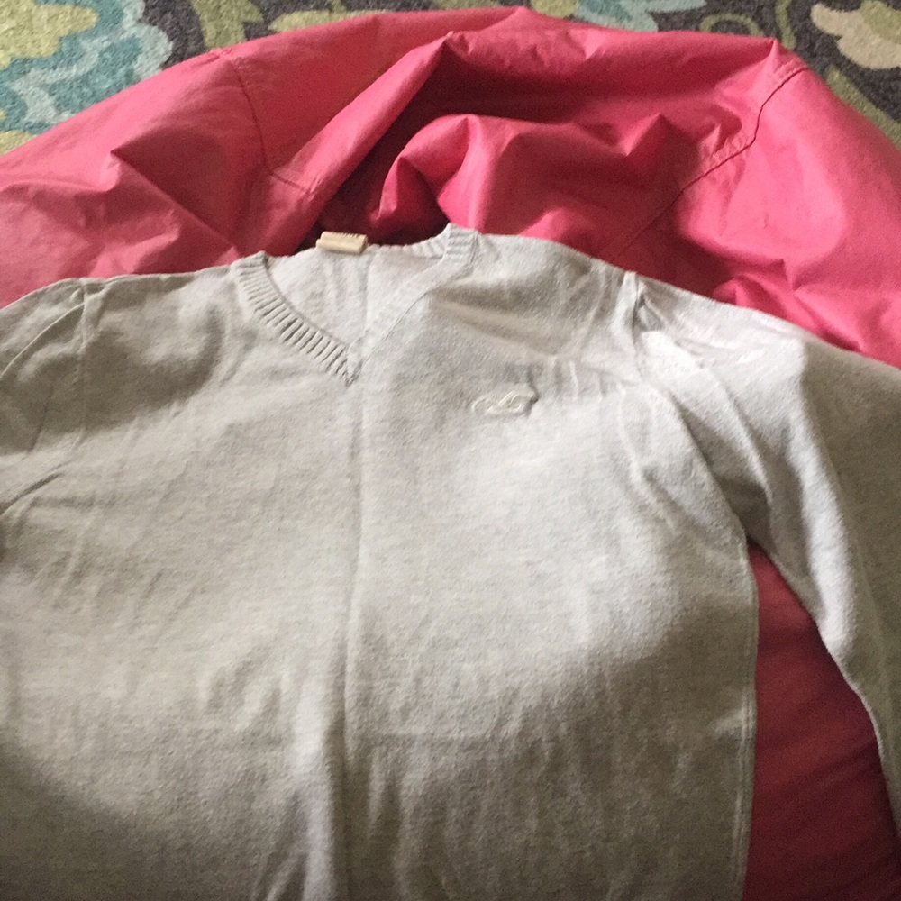 Mens Medium Light Grey Sweater