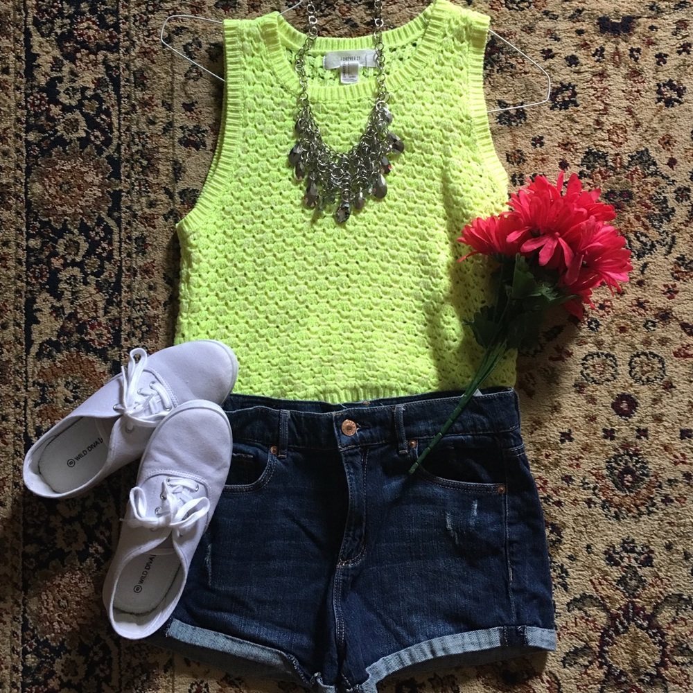 FINAL CUT ✂️ Lime green knit tank