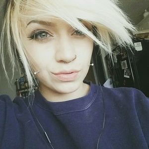 Meet your Posher, Kaitlynn