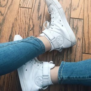 White converse
