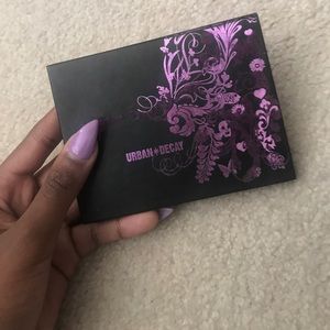 FINAL PRICE!! Urban Decay Eyeshadow Palette