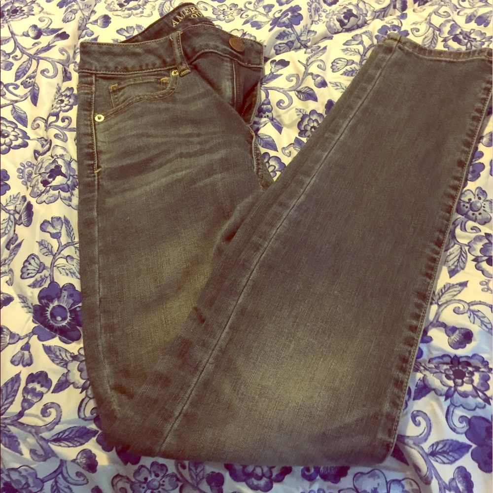 American Eagle skinny jeans
