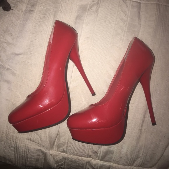 Red pumps❤️ - Picture 1 of 4