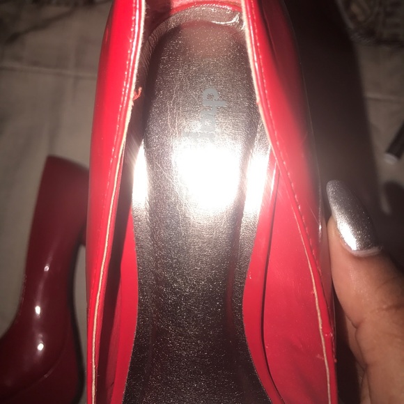 Red pumps❤️ - Picture 2 of 4