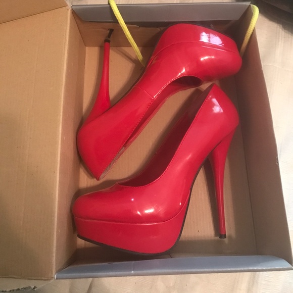 Red pumps❤️ - Picture 4 of 4