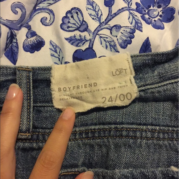 Ann Taylor Loft Boyfriend Jeans - Picture 2 of 3
