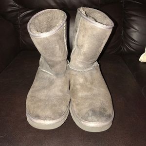 USED UGG BOOTS