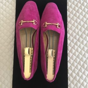 Authentic Gucci suede flat