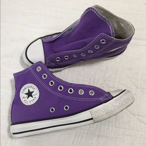 converse electric purple