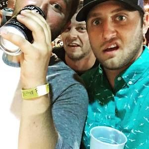 Meet your Posher, Hunter