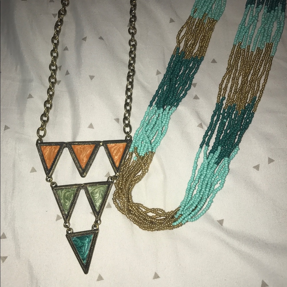 Statement necklaces - Picture 2 of 2