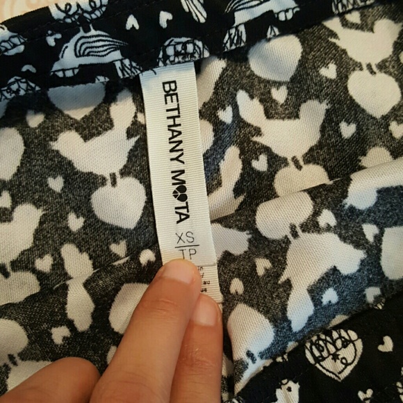 Bird printed skirt - Picture 3 of 3