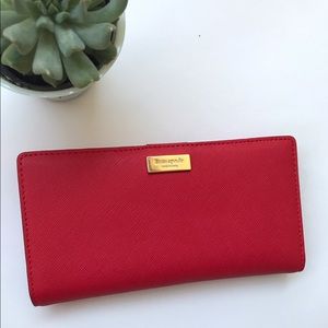 🔥One Hour Sale🔥 Kate Spade Wallet