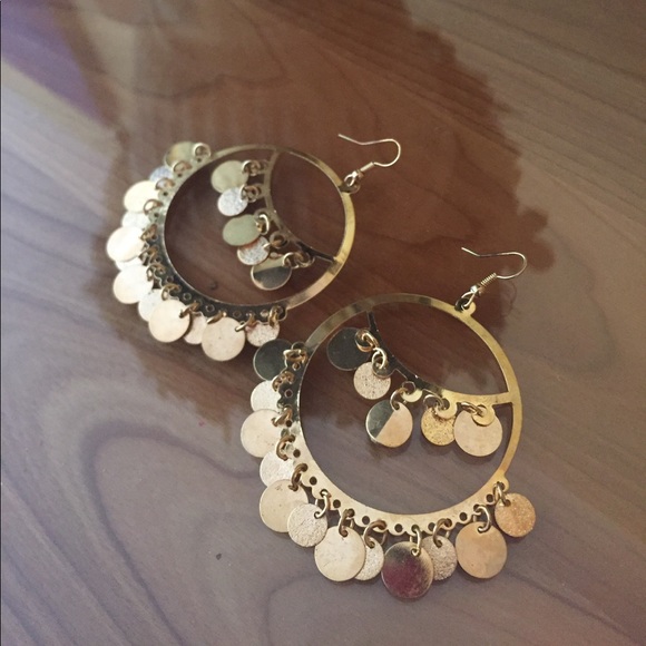 Earrings & Necklace - Matching Set - Picture 5 of 7