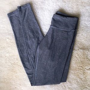 Size 4 Lululemon Light Grey Wunder Under Leggings