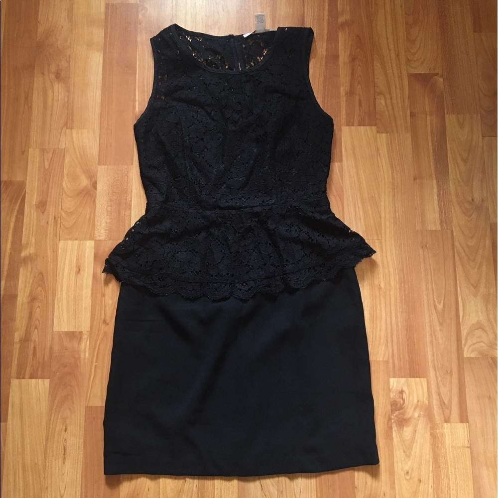 Forever 21 Lace Peplum Dress