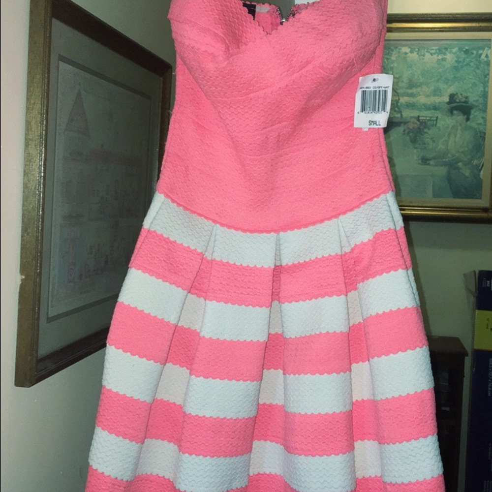 Teeze me bandage strapless dress