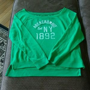 EUC Abercrombie sweatshirt sz M