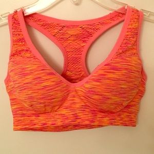 PINK Push-Up Sports Bra