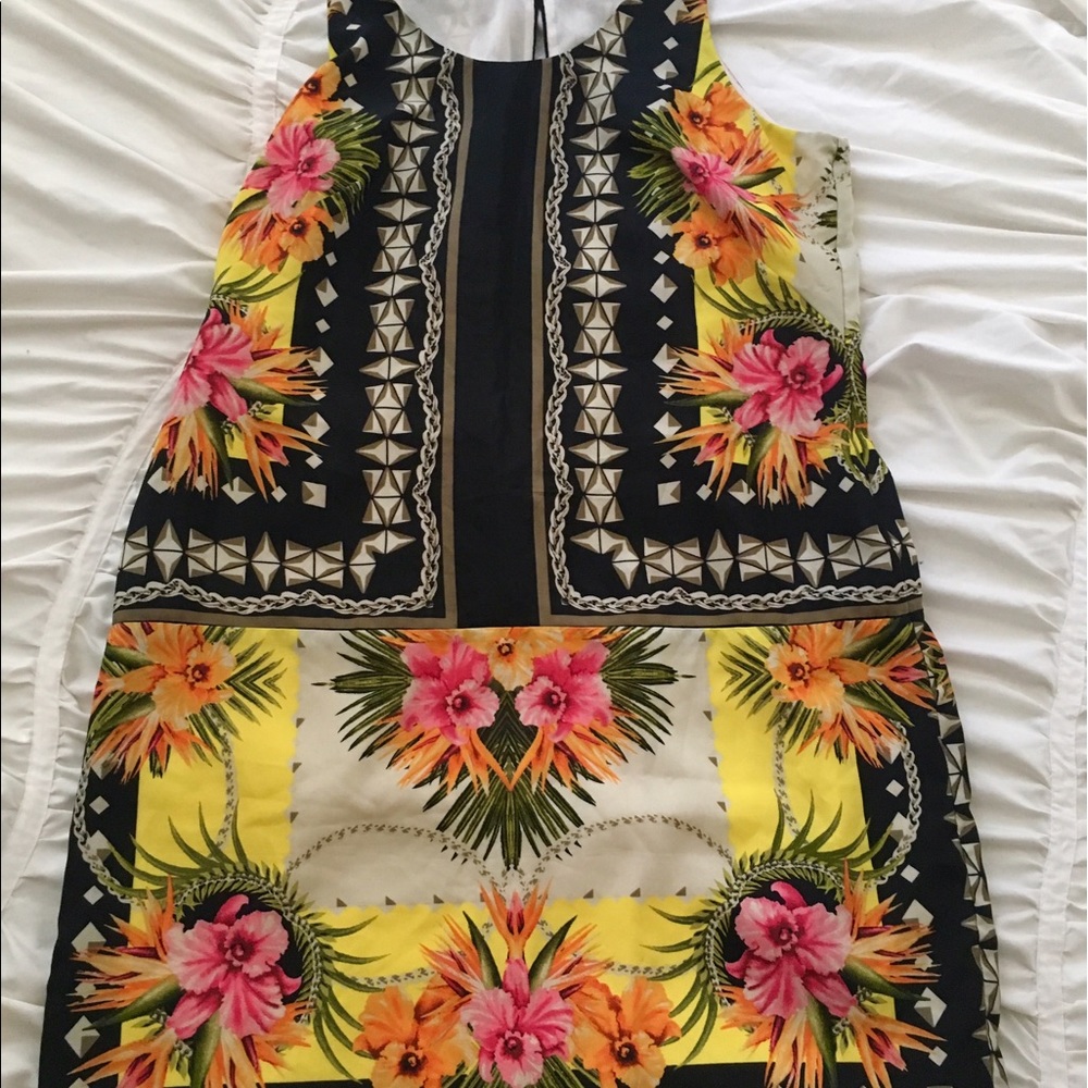💛🍊❤️VIBRANT Gabby🔷Skye dress!🌺Sz S knee lngth