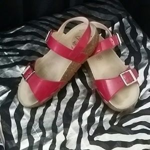 Girl's Clarks water friendly leather sandals