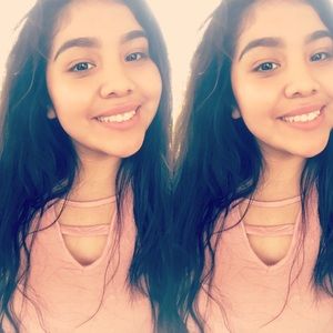 Meet your Posher, Abril