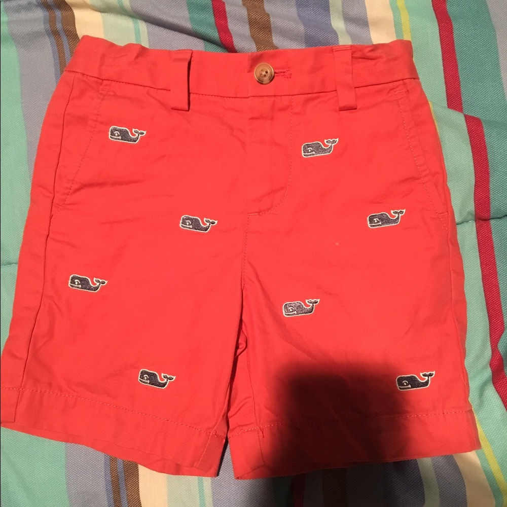 Boy's Vineyard Vines shorts like new.