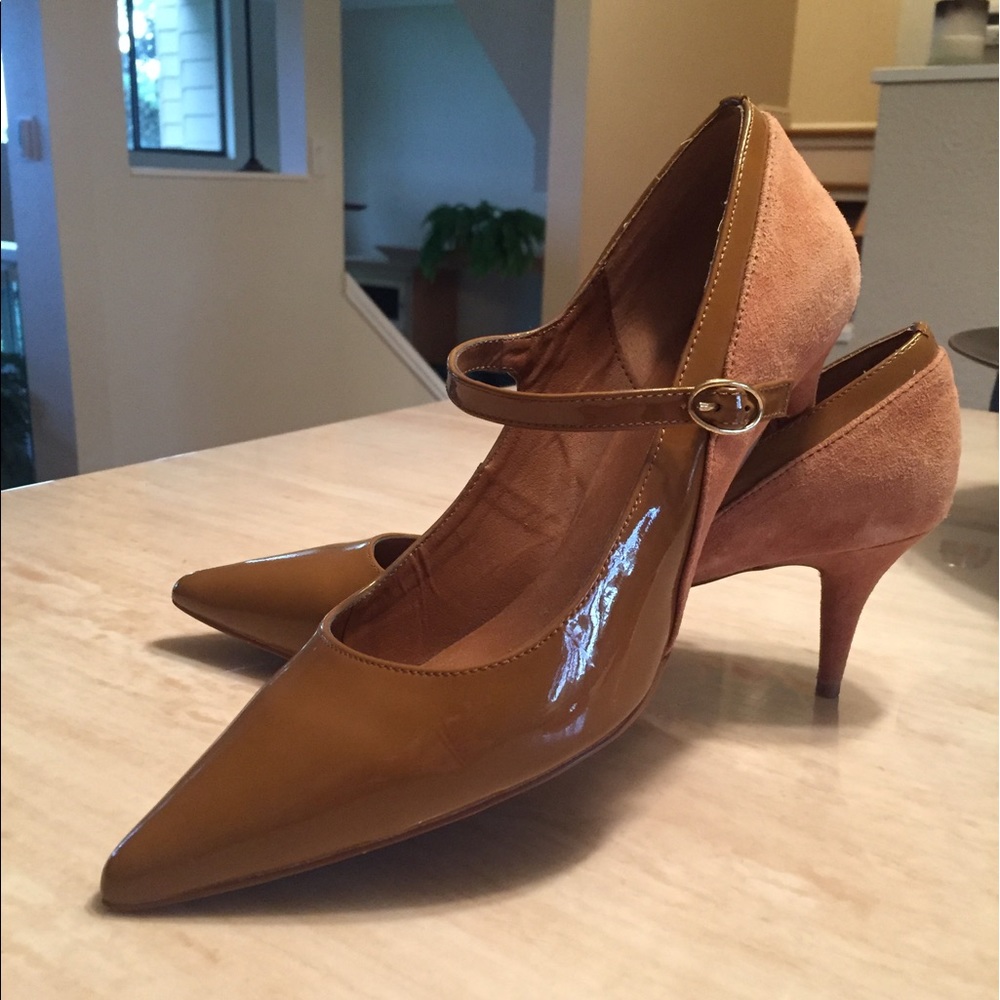 Like New Kelsi Dagger patent & Suede Pumps Sz 9