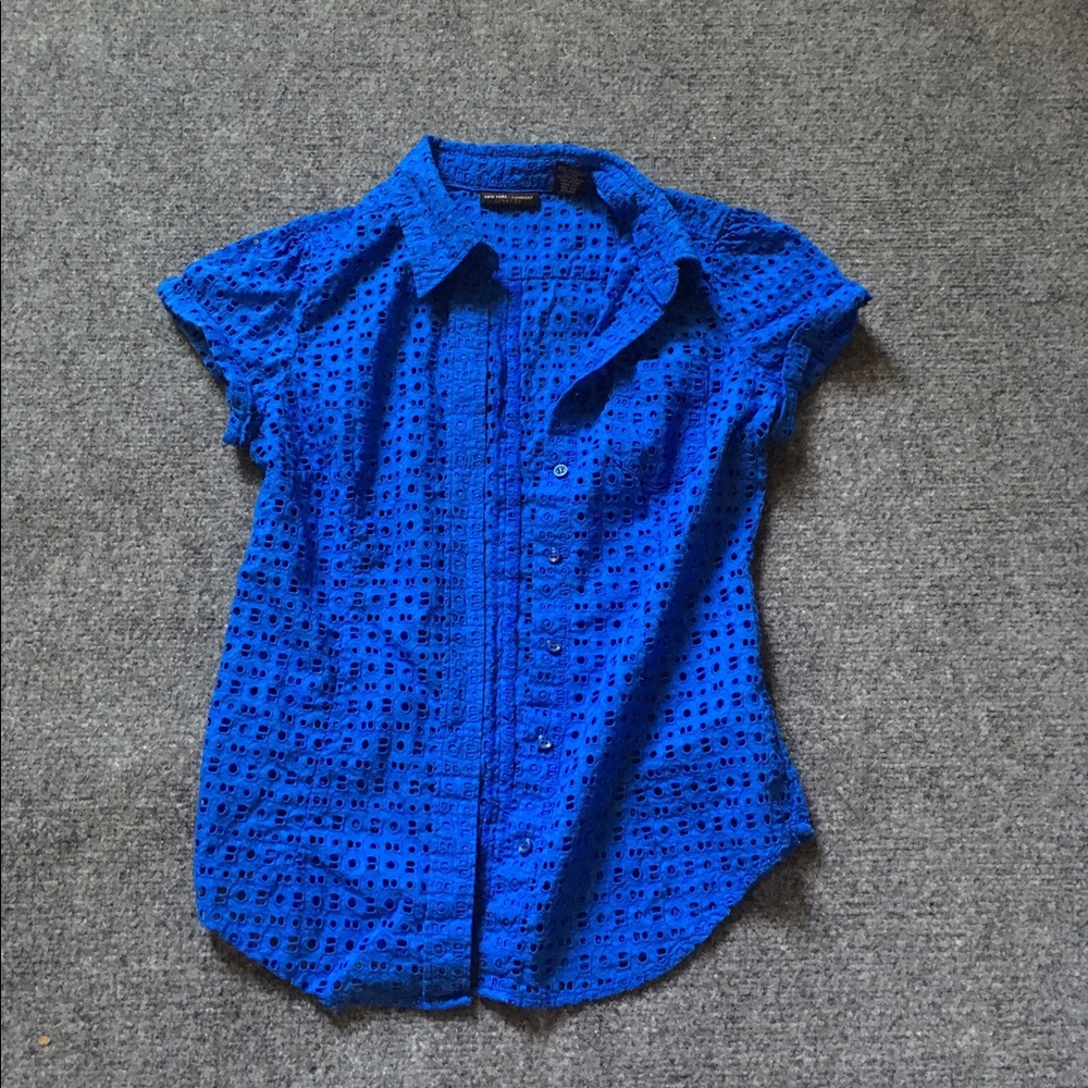 New York & Company laser cut blue prep shirt