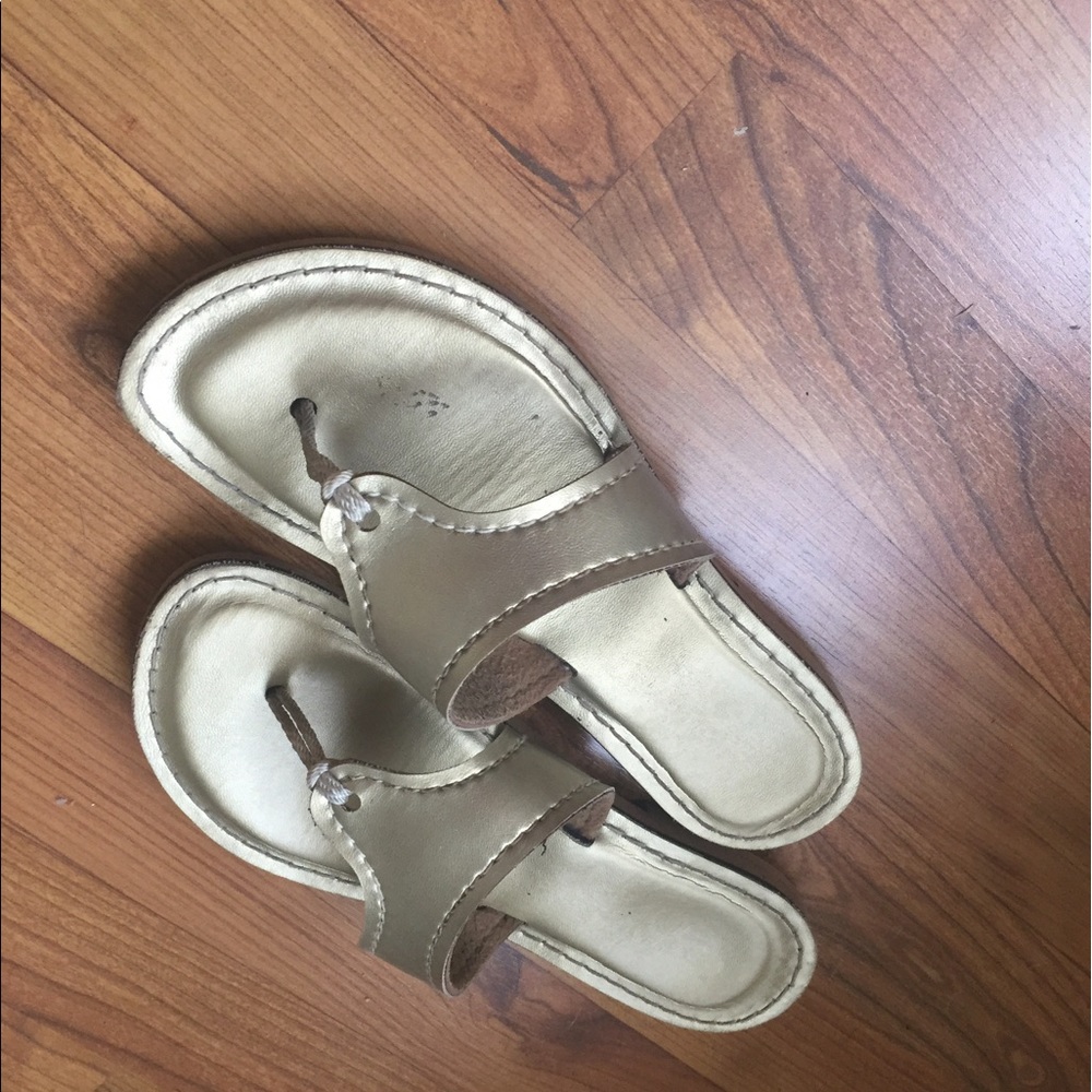 Gold Kino Sandals. Size 8