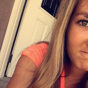 Meet your Posher, Katlynn