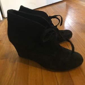 Black Dolce Vita booties