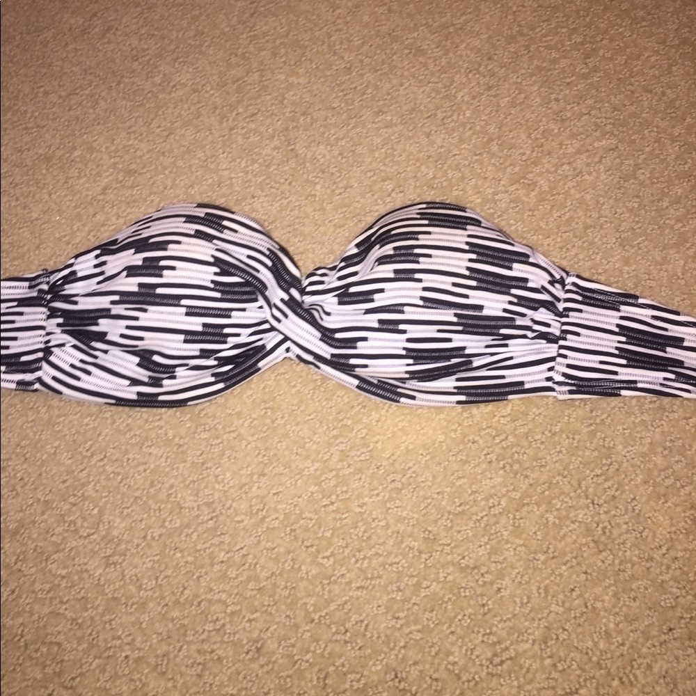 bandeau bikini top