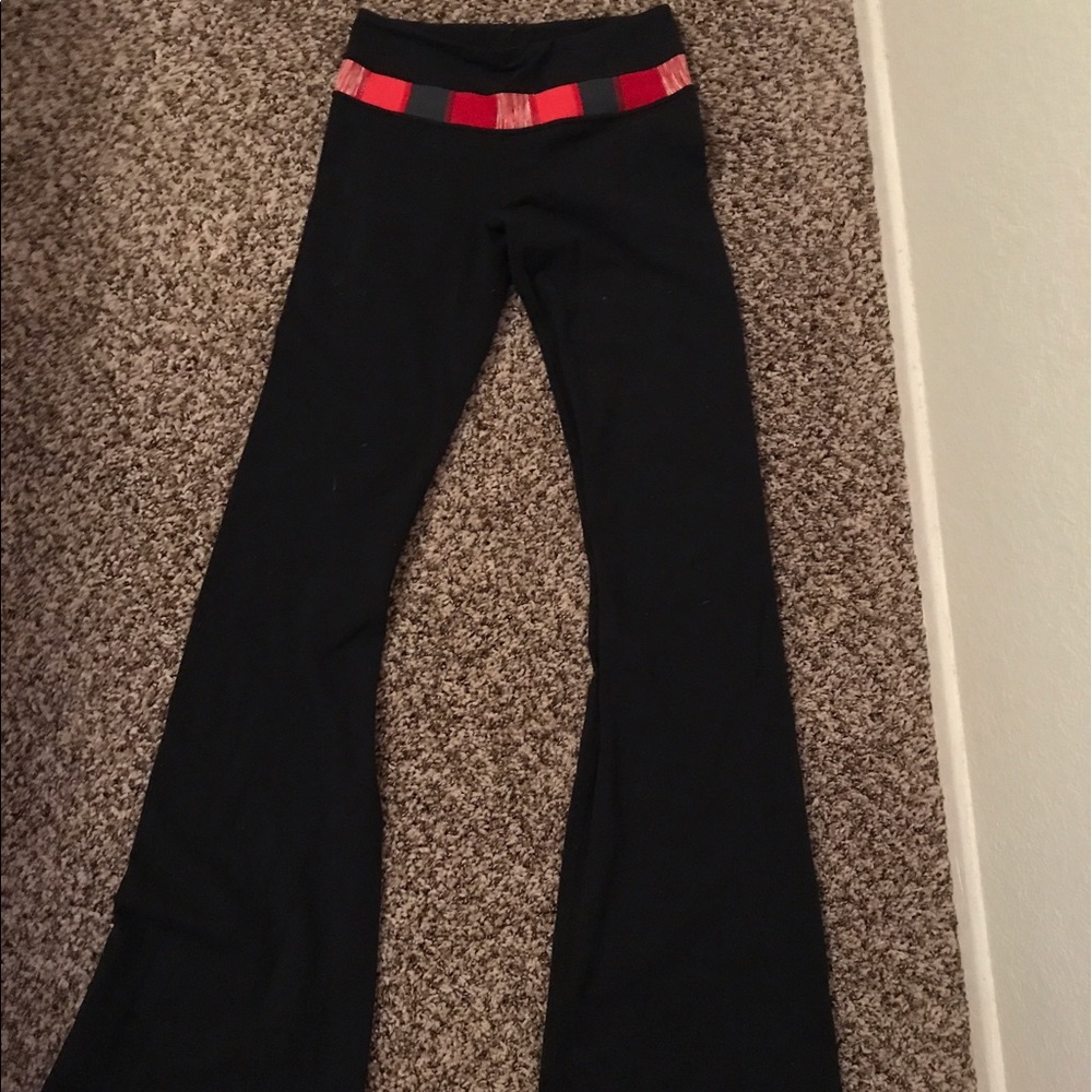 Reversible lulu lemon flare yoga pants