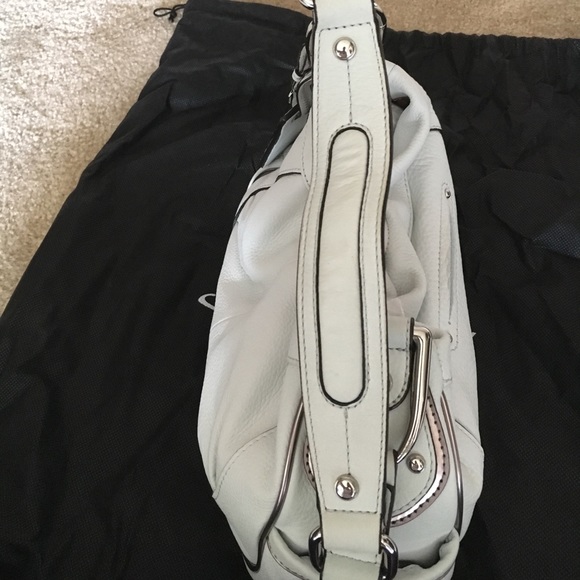REDUCED! white leather bag - Picture 4 of 7