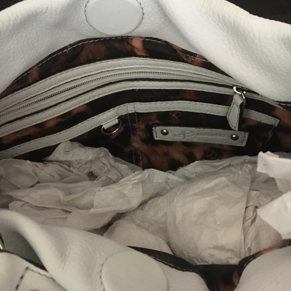 REDUCED! white leather bag - Picture 6 of 7