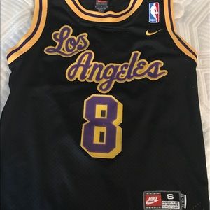 Nike throwback kids jersey size small