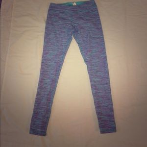 🇺🇸Sale! (limited time only) Ivivva Leggings